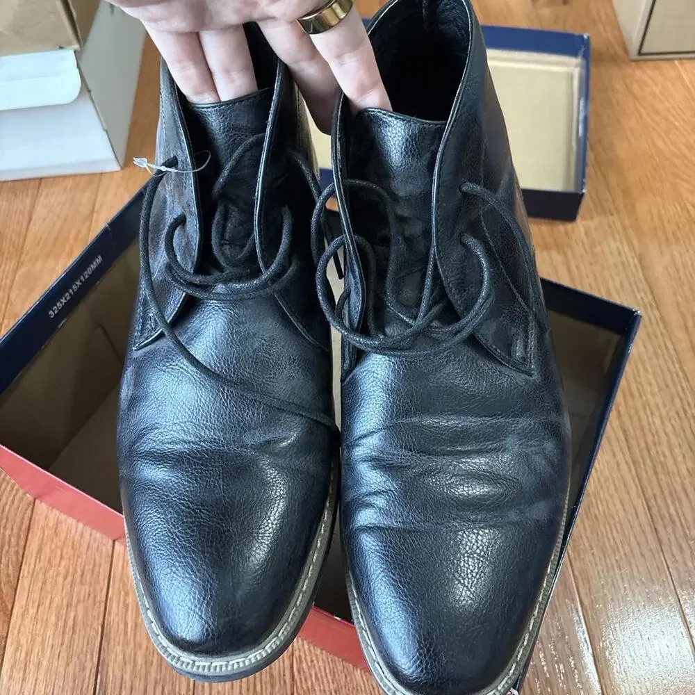 Other black leather